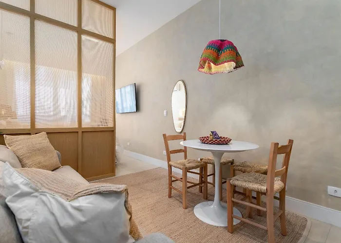Curtaipanema: Studio Lindo, Equipado, 2 Qds Praia.